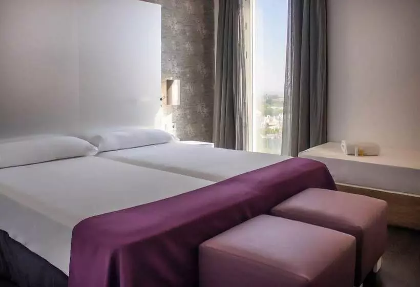 Fotos del hotel Yit Vía Sevilla Mairena:  20