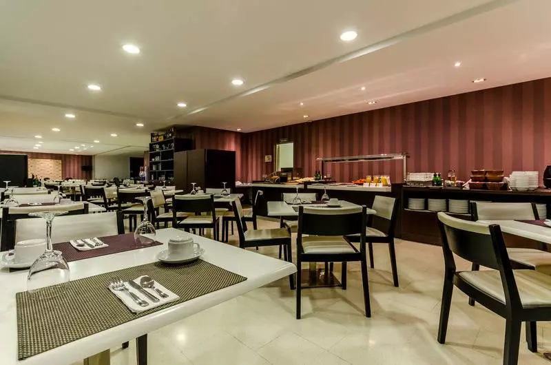 Fotos del hotel Yit Vía Sevilla Mairena:  12
