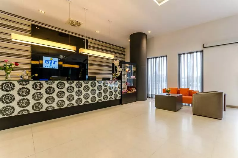 Fotos del hotel Yit Vía Sevilla Mairena:  4