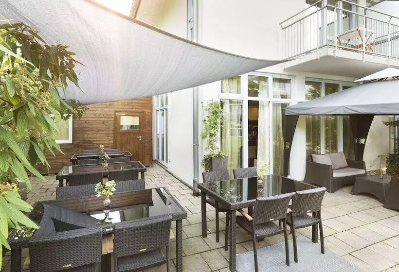 Fotos del hotel Empress Boutique:  7