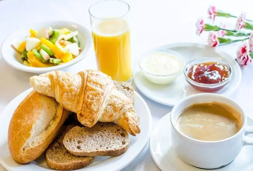 Fotos del hotel Hôtel Agena:  11