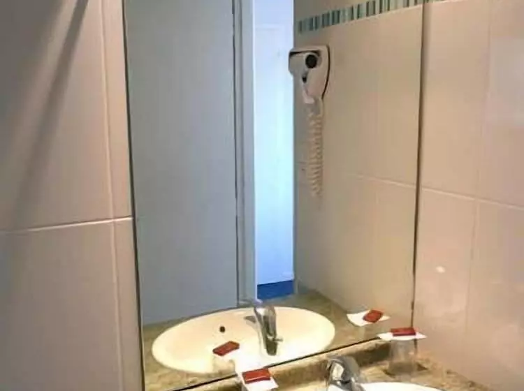 Fotos del hotel Hôtel Agena:  6