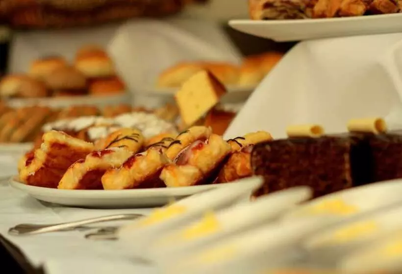 Fotos del hotel Intersur Recoleta:  2