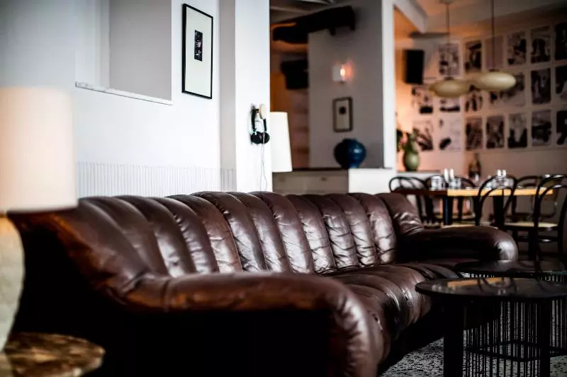 Fotos del hotel Le Pigalle:  2