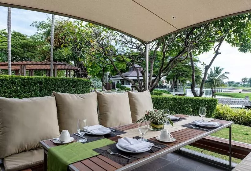 Fotos del hotel Summit Windmill Golf Residence:  24