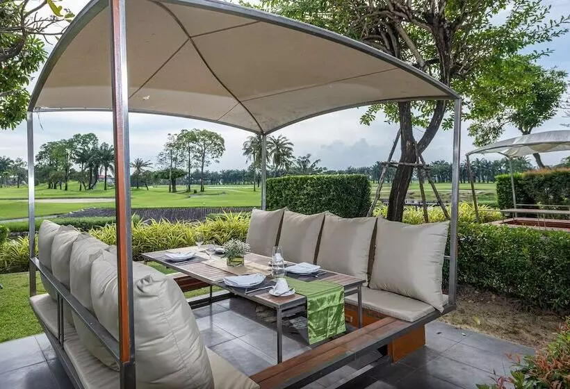 Fotos del hotel Summit Windmill Golf Residence:  12