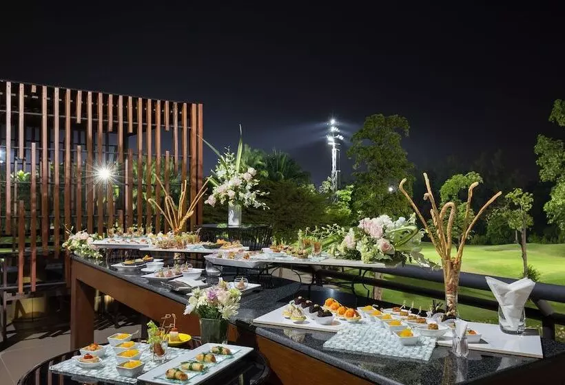 Fotos del hotel Summit Windmill Golf Residence:  8