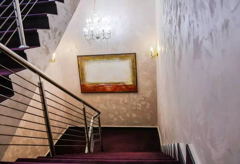 Fotos del hotel Palace:  2