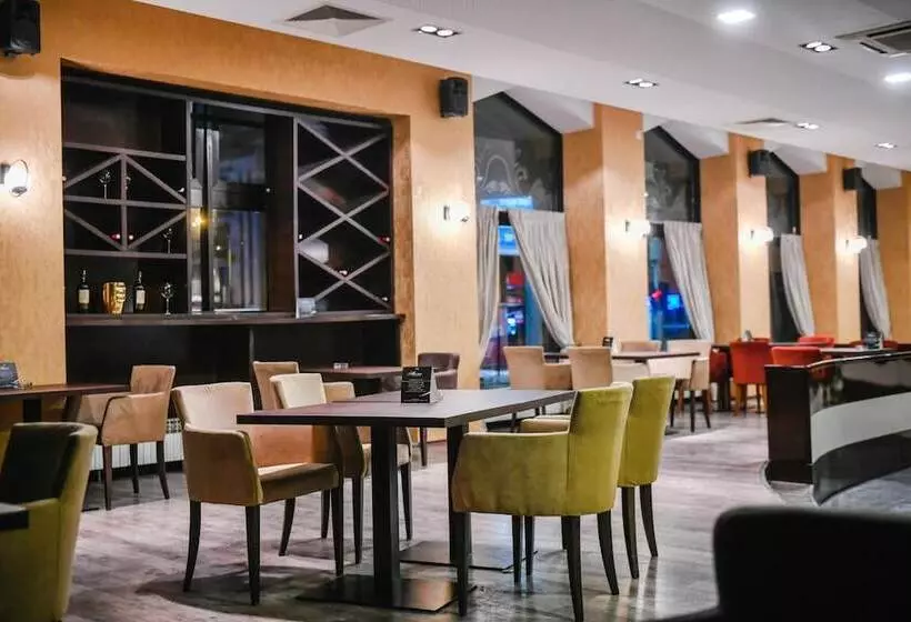 Fotos del hotel Palace:  3