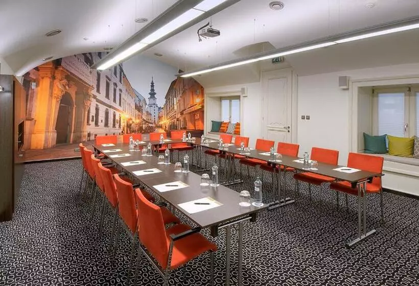 Fotos del hotel Roset Hotel & Residence:  8