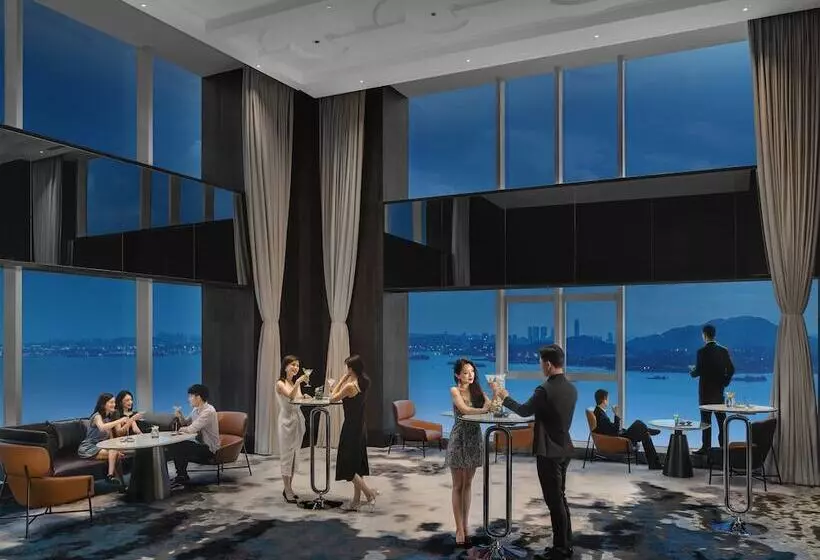 Fotos del hotel Crowne Plaza Xiamen Jimei Seaview, An Ihg:  3