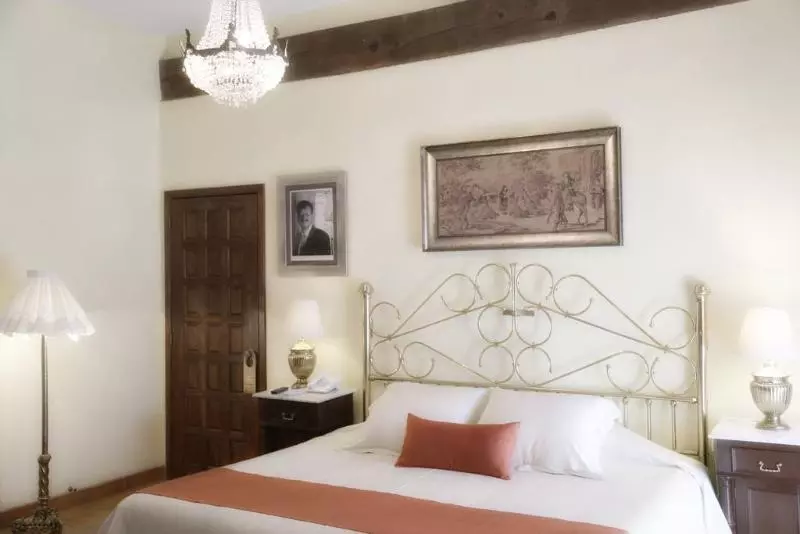 Fotos del hotel El Mesón De Los Poetas:  8
