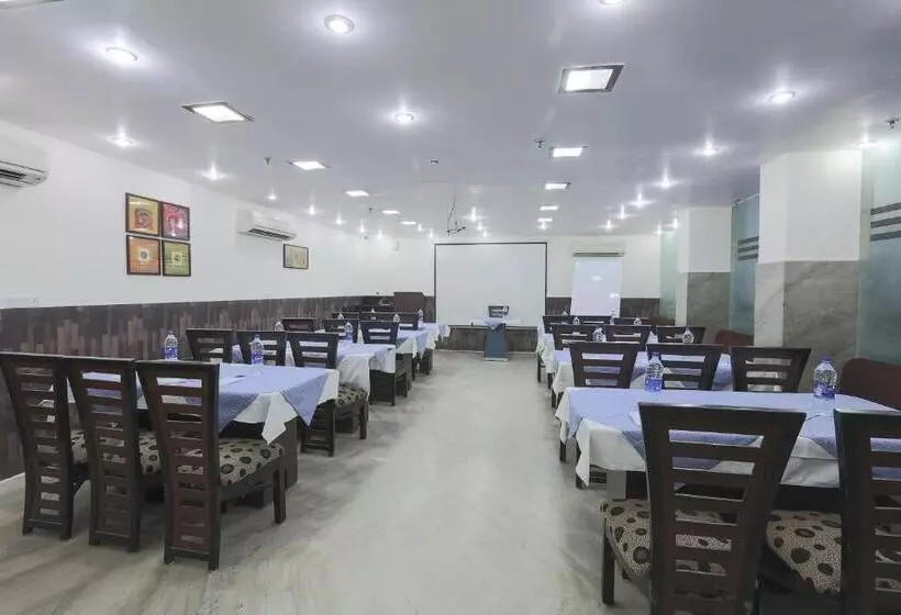 Fotos del hotel Kingston Park Near Ganga Ram Hospital:  5