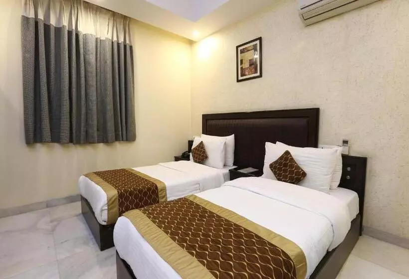 Fotos del hotel Kingston Park Near Ganga Ram Hospital:  2