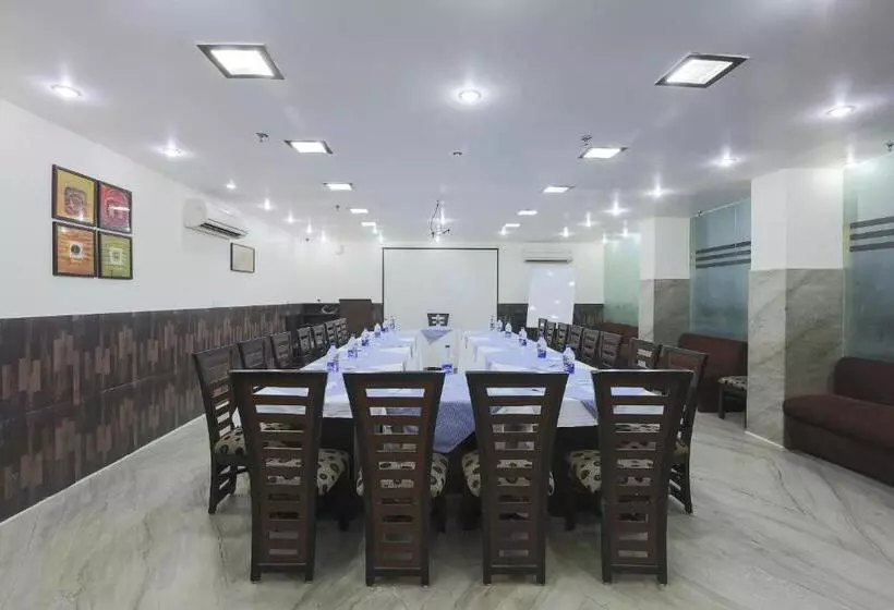 Fotos del hotel Kingston Park Near Ganga Ram Hospital:  6