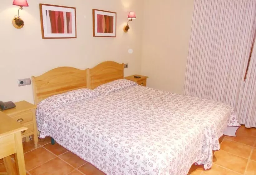 Fotos del hotel Restaurant Camp Del Serrat:  11