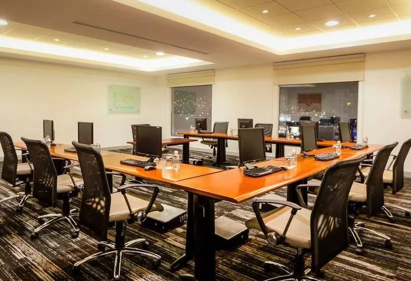 Fotos del hotel Fiesta Inn Monterrey Tecnologico:  13