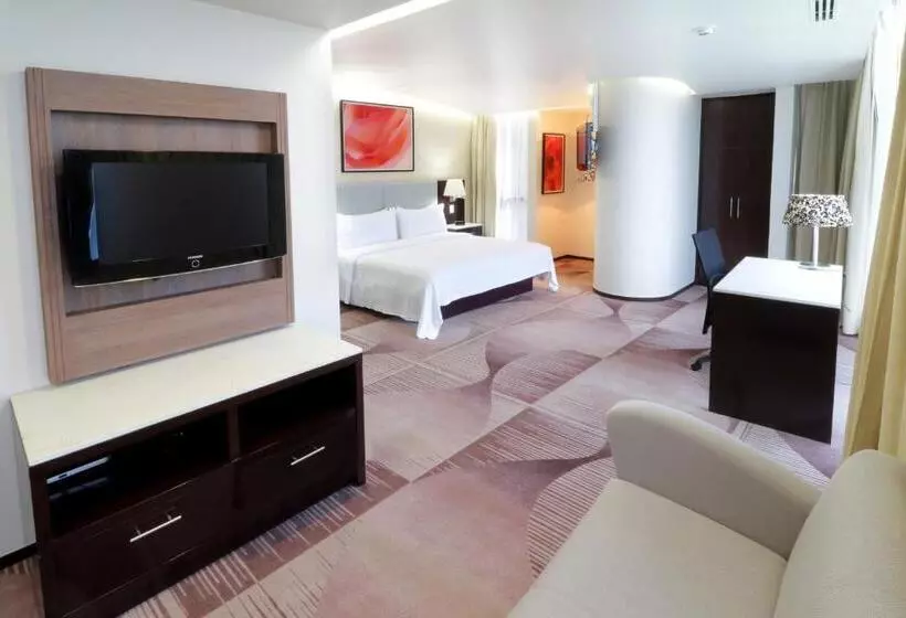 Holiday Inn Hotel & Suites Mexico Medica Sur, An Ihg