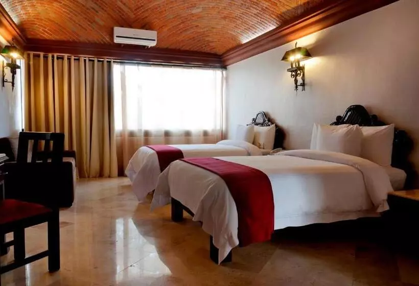 Fotos del hotel Imperio De Angeles:  12