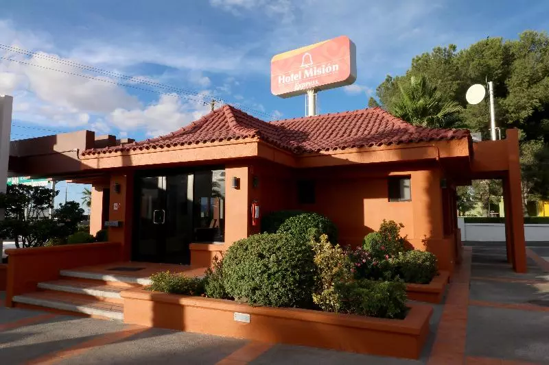 Fotos del hotel Mision Express Saltillo:  13