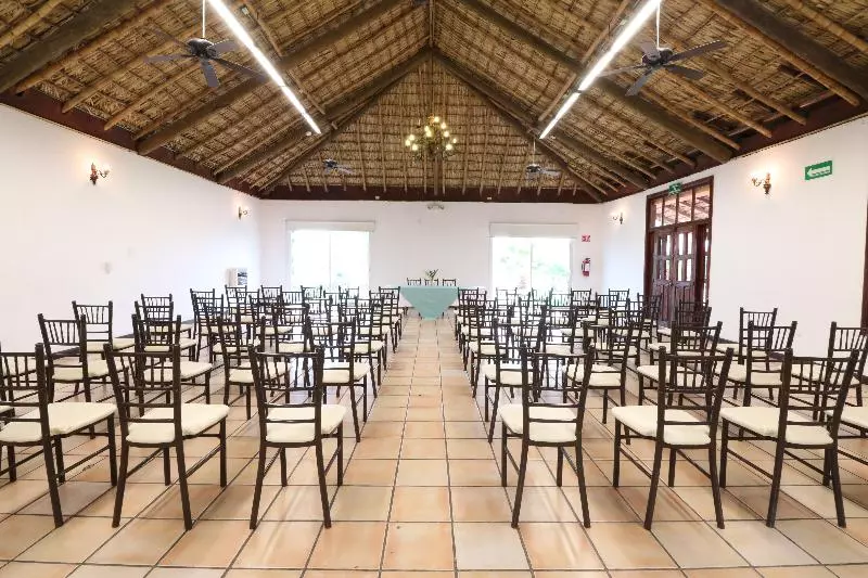 Fotos del hotel Mision Express Saltillo:  2