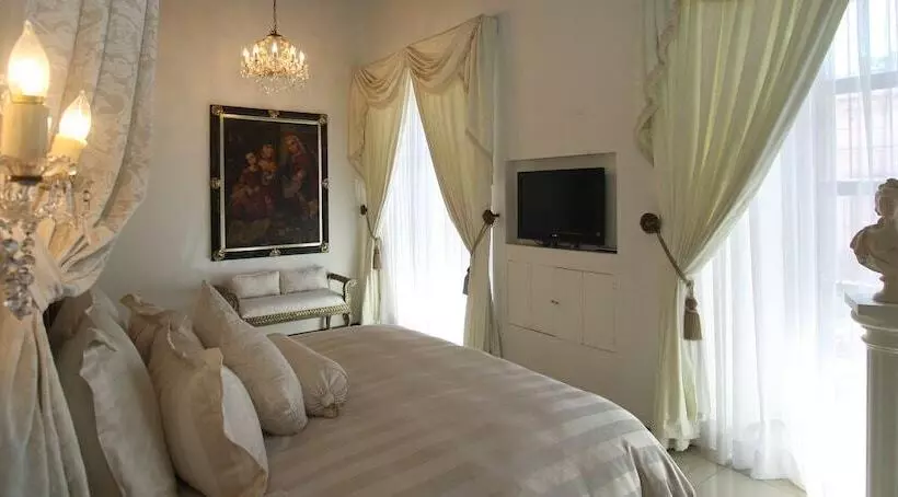 Fotos del hotel Palacio Borghese:  23