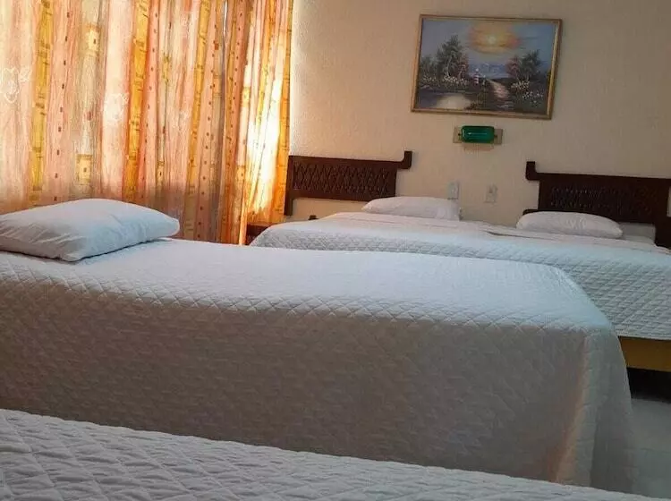 Fotos del hotel Sol De Oriente:  15