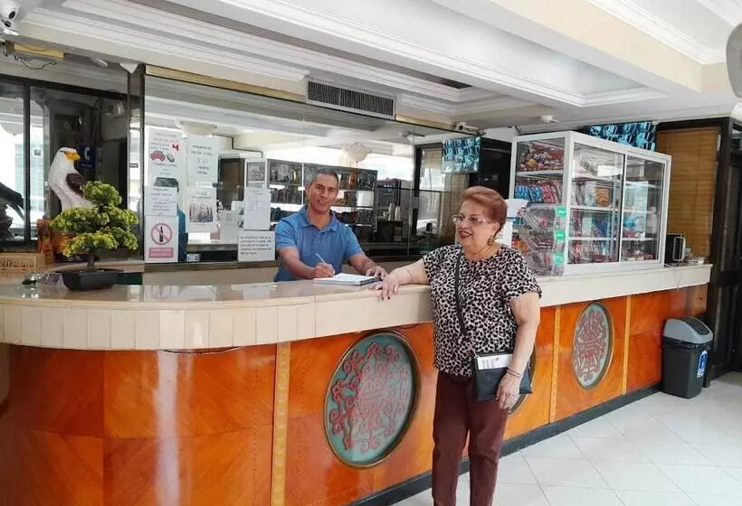 Fotos del hotel Sol De Oriente:  11