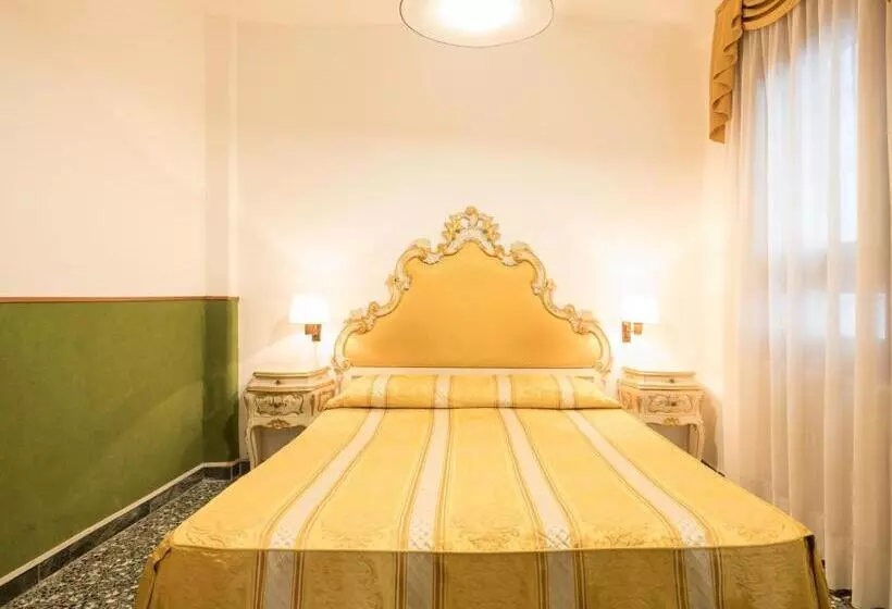 Fotos del hotel Albergo Basilea:  12