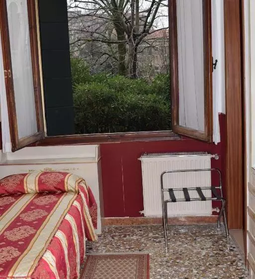 Fotos del hotel Albergo Basilea:  3