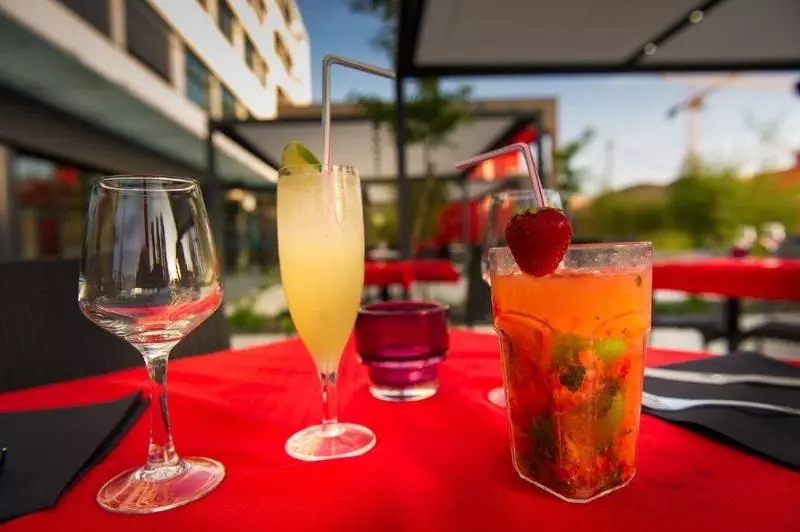 Fotos del hotel Hôtel Athena Spa:  8