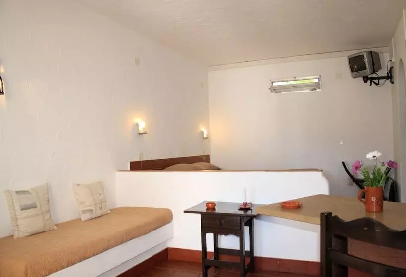 Fotos del hotel Apartamentos Turisticos Marsol:  2