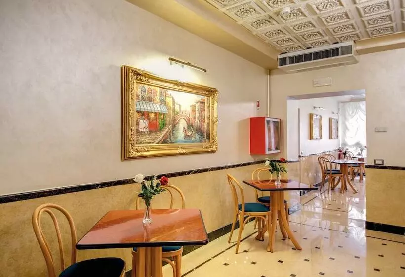 Fotos del hotel Domus Cavanis:  4