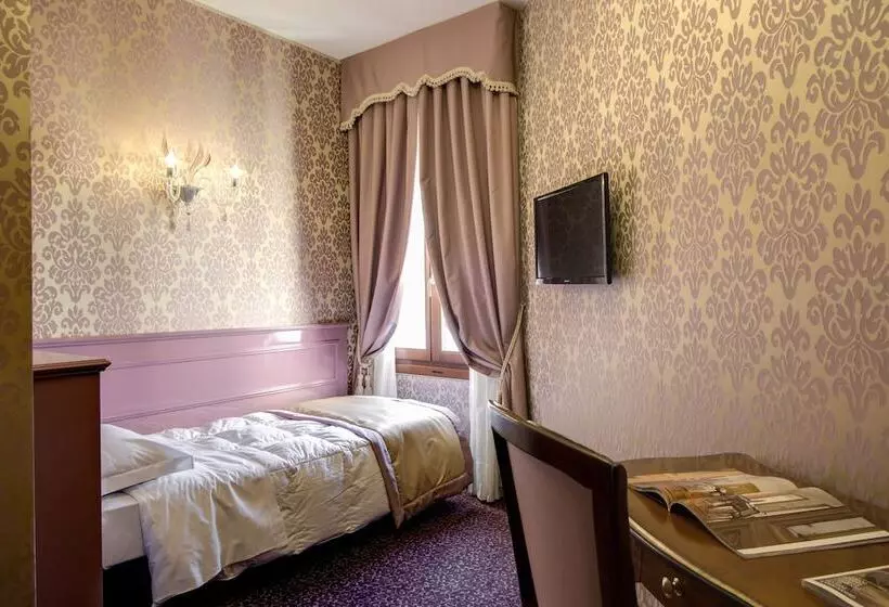 Fotos del hotel Domus Cavanis:  18