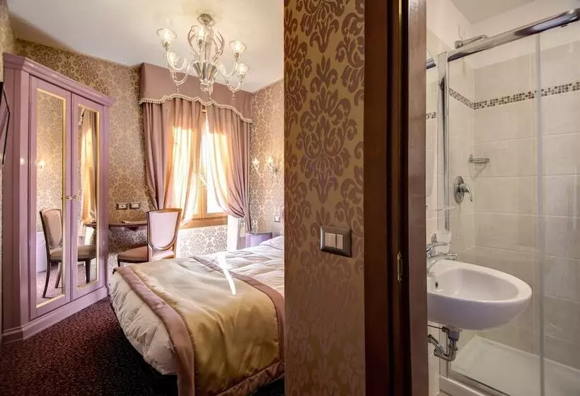 Fotos del hotel Domus Cavanis:  23