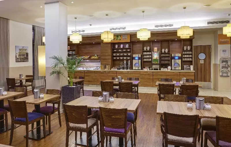 Fotos del hotel Premier Inn Frankfurt City Hauptbahnhof Hotel:  9