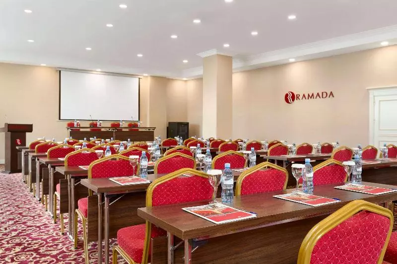 Fotos del hotel Ramada By Wyndham Baku:  15
