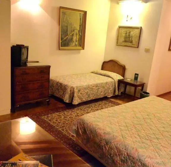 Fotos del hotel Classic:  19