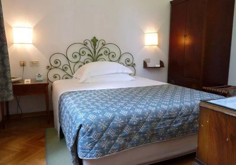 Fotos del hotel Classic:  8