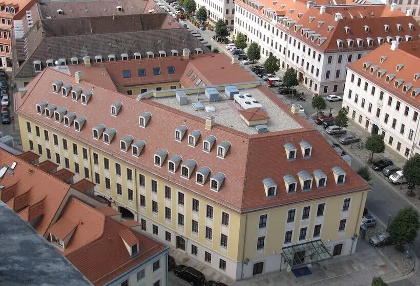 Relais & Châteaux Bülow Palais