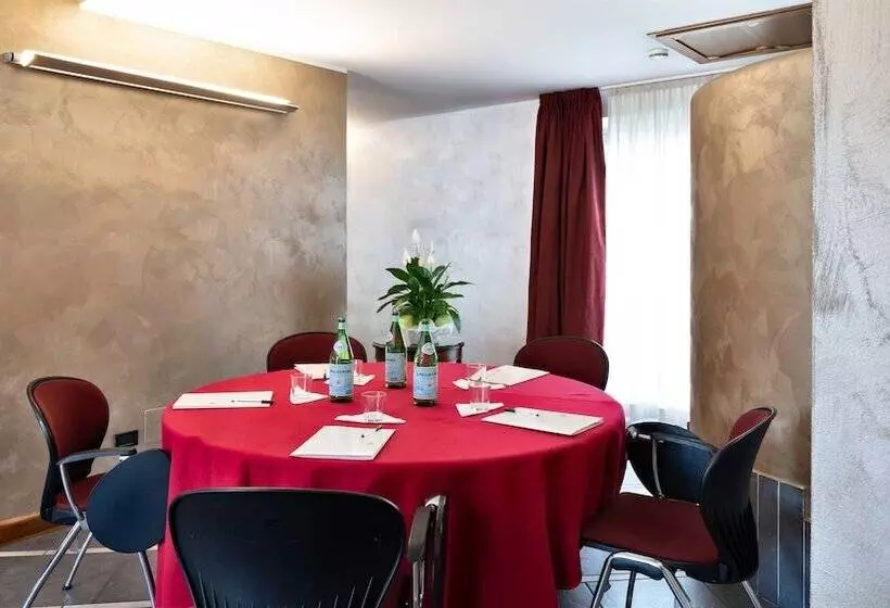 Fotos del hotel Sunflower:  8