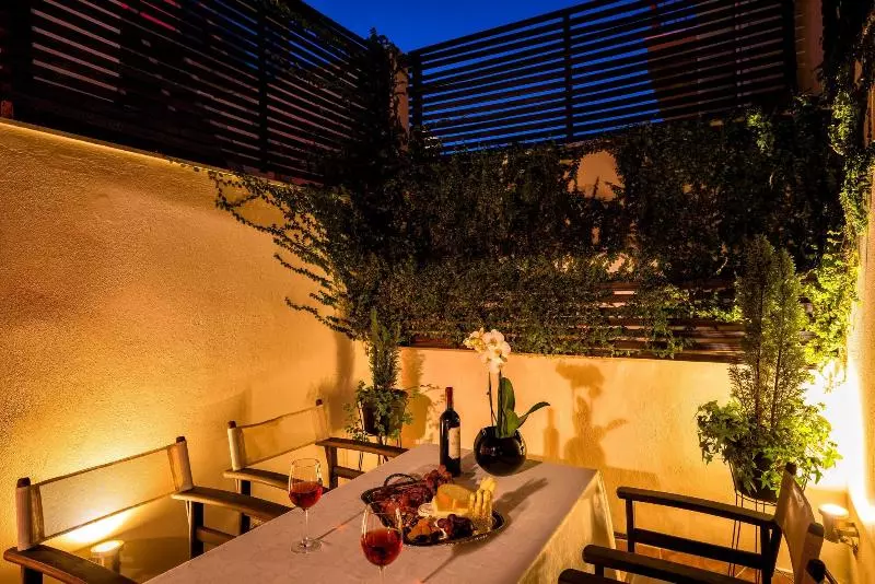 Fotos del hotel Maison Grecque:  9