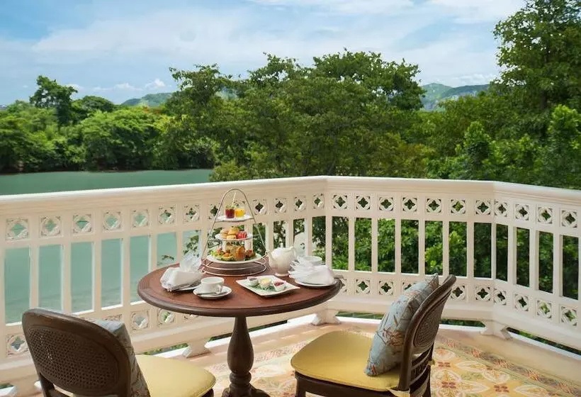 Fotos del hotel Dheva Mantra Resort:  3