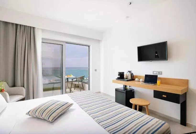 Fotos del hotel Batis Beach:  24