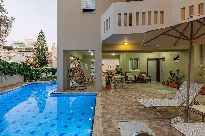 Fotos del hotel Batis Beach:  13