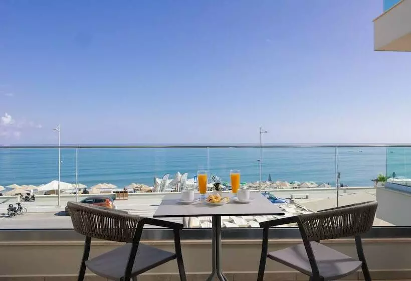 Fotos del hotel Batis Beach:  19