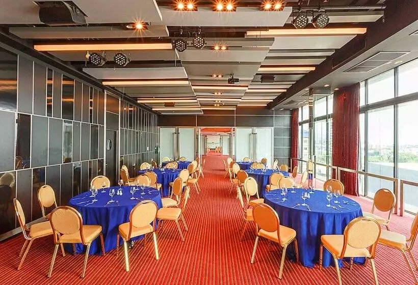 Fotos del hotel Ibis Styles Chiang Mai  Sha Extra Plus:  14