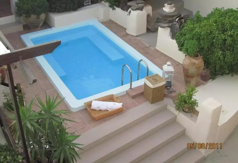 Fotos del hotel Lava Suites & Lounge:  8