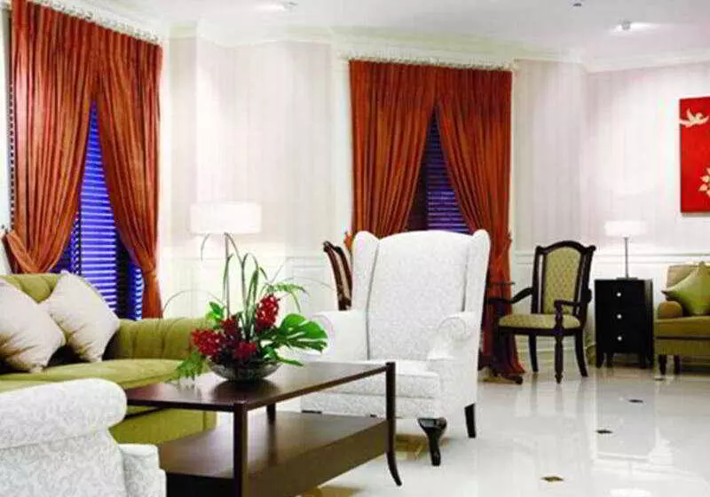 Aurum The River Place