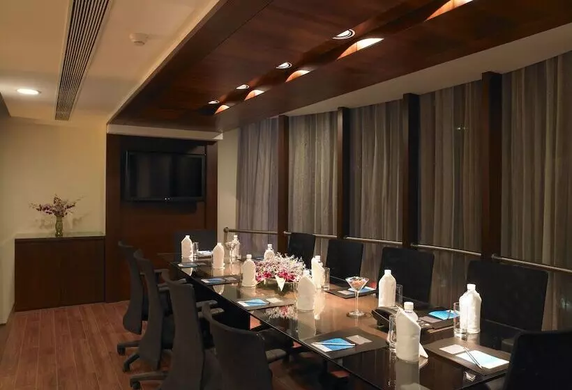 Fotos del hotel Blu Petal  A Business:  11